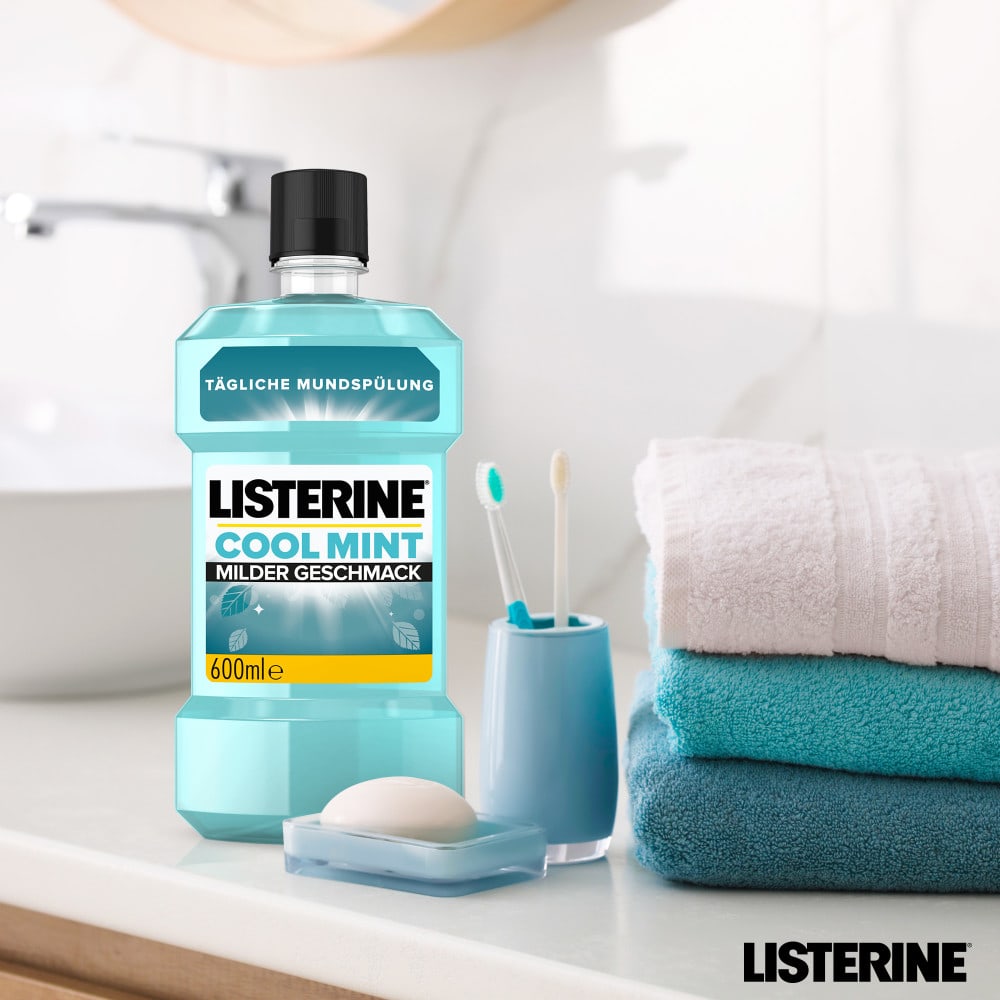 LISTERINE COOL MINT Milder Geschmack Tägliche Mundspülung 600 ml Lösung LISTERINE COOL MINT Milder Geschmack Tägliche Mundspülung 600 ml Lösung