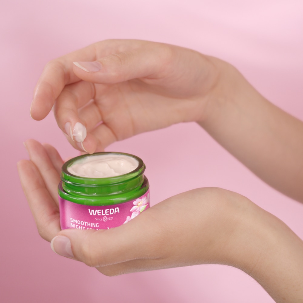 WELEDA Glättende Tagespflege Wildrose & Weisser Tee 40 ml Creme