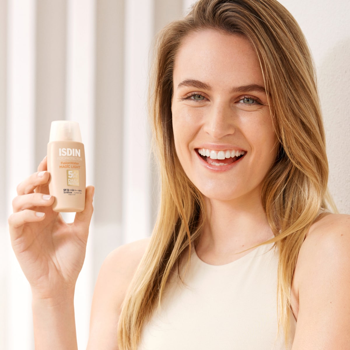 ISDIN FusionWater MAGIC LIGHT LSF 50 50 ml Creme