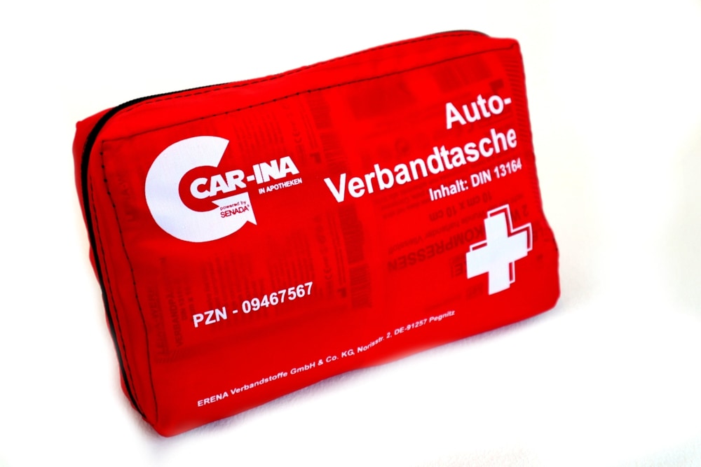 SENADA CAR-INA Autoverbandtasche rot 1 St